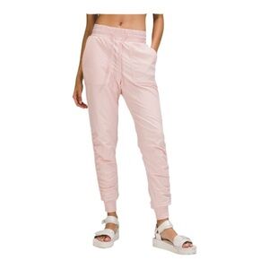 Lululemon Dance Studio Pink jogger EUC Size 4